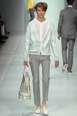 Fendi2008春夏男装周