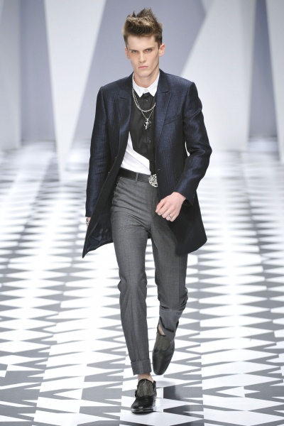 Versace2011春夏男装周