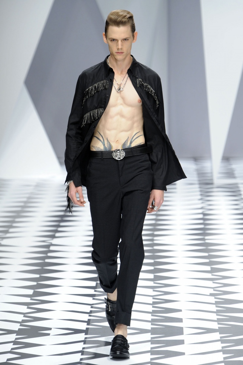 versace 2011春夏男装秀场